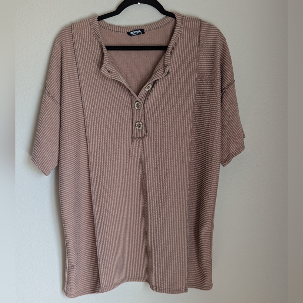 NWOT Heimish USA Beige V-neck Top Size L